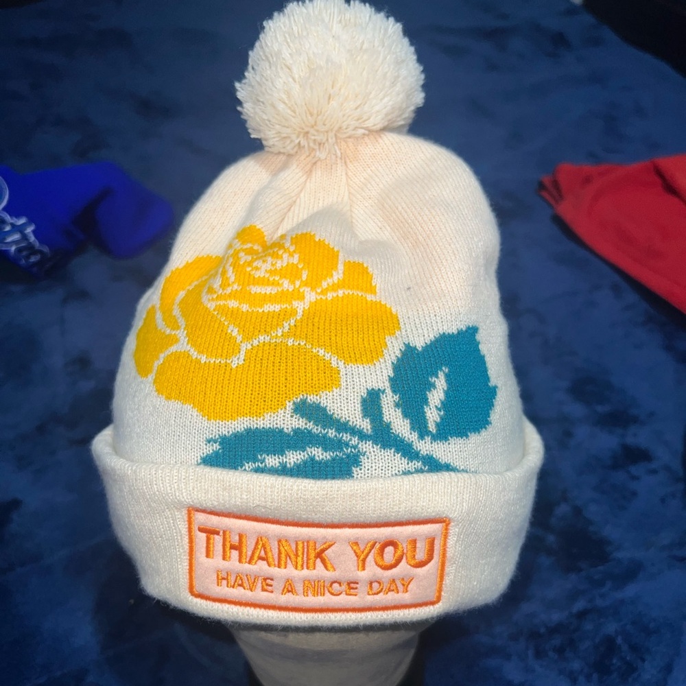 MARKET beanie